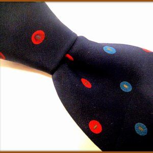 GIVENCHY PARIS 100% SILK TIE MADE IN ITALY 57"L,3"